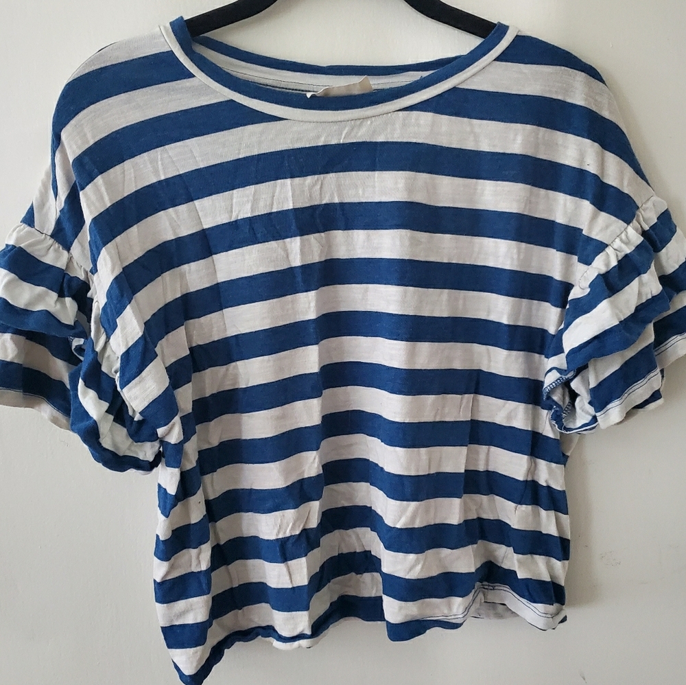 Striped cropped tee with ruffle sleeves
